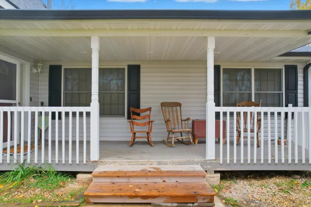 $530,000 | 33814 Walbo Drive, Cambridge, MN 55008