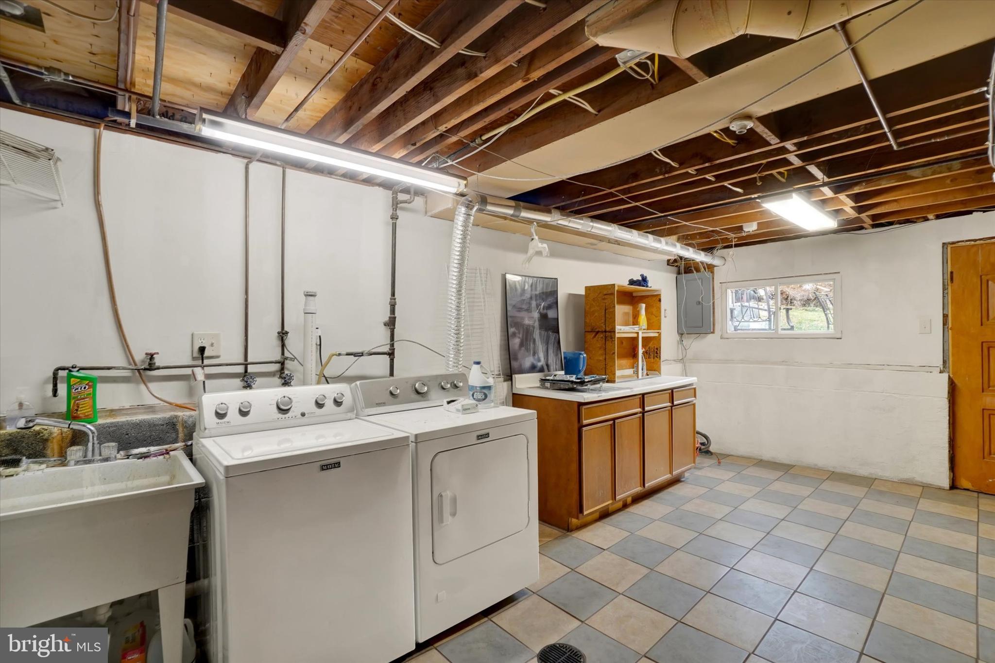 310 Herman Street York, PA 17404 - Photo 23 of 31 Functional & valuable Laundry, Utility & Storage
