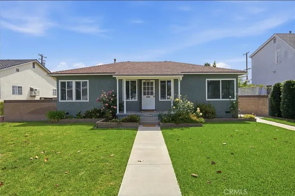 $979,500 | 4850 Sunfield Avenue, Long Beach, CA 90808