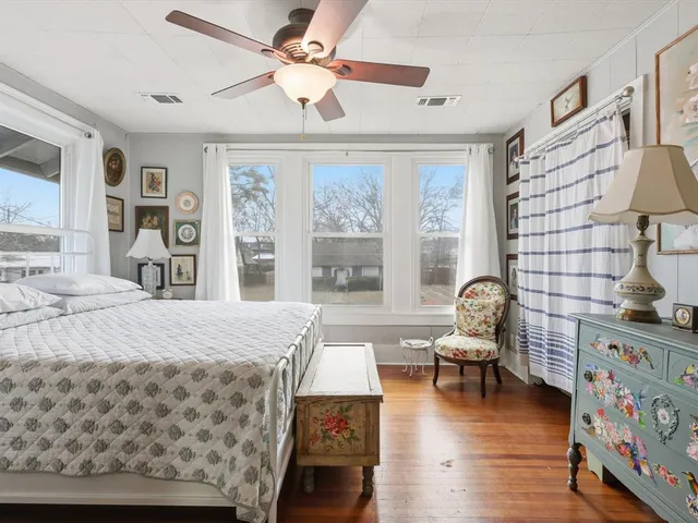 $450,000 | 1114 West Congress Street, Denton, TX 76201