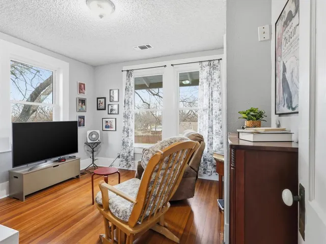 $450,000 | 1114 West Congress Street, Denton, TX 76201