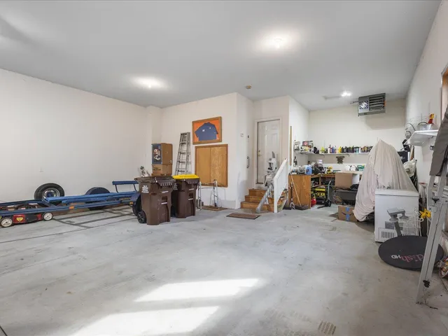 $749,900 | 870 Breckenboro Road, Lake Summerset, IL 61019