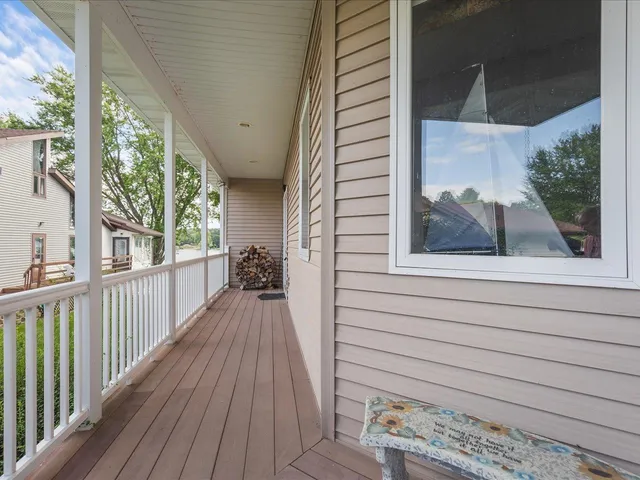 $749,900 | 870 Breckenboro Road, Lake Summerset, IL 61019