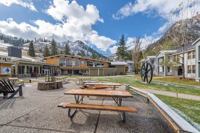 $1,495,000 | 201 Shirley Cyn Road, Unit 812, Olympic Valley, CA 96146