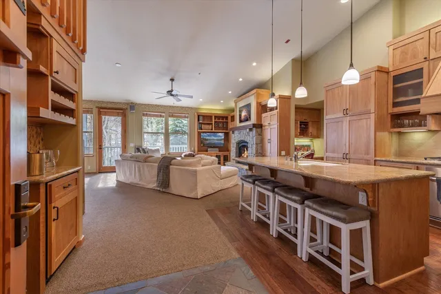 $1,495,000 | 201 Shirley Cyn Road, Unit 812, Olympic Valley, CA 96146