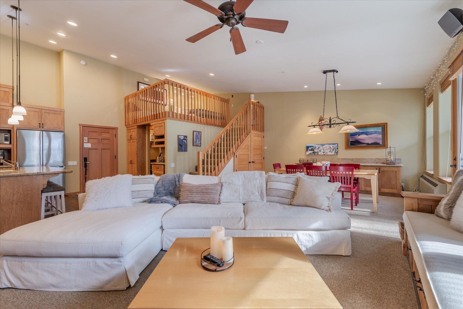 201 Shirley Cyn Road, Unit 812 Olympic Valley, CA 96146 - Photo 9 of 28
