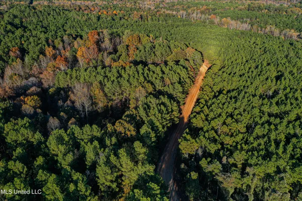 $529,000 | 2075 County Road 180, New Albany, MS 38652