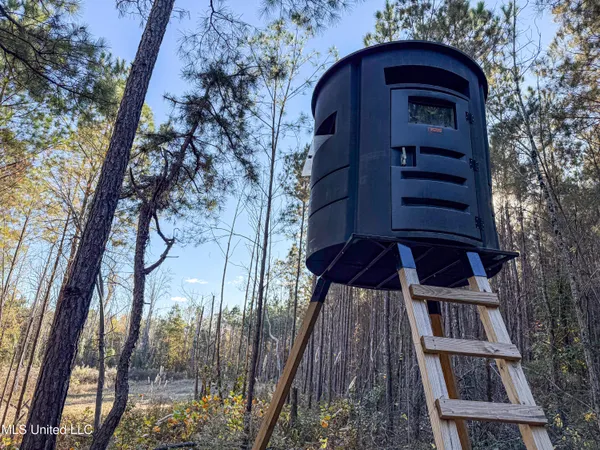 $529,000 | 2075 County Road 180, New Albany, MS 38652