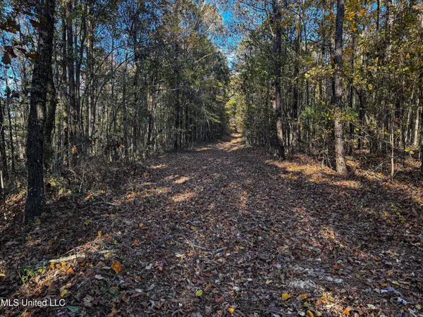 $529,000 | 2075 County Road 180, New Albany, MS 38652