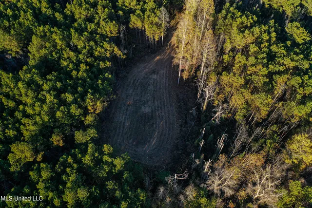 $529,000 | 2075 County Road 180, New Albany, MS 38652