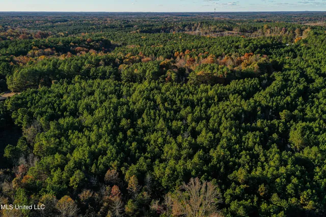 $529,000 | 2075 County Road 180, New Albany, MS 38652