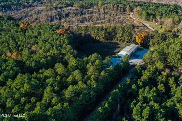 $529,000 | 2075 County Road 180, New Albany, MS 38652