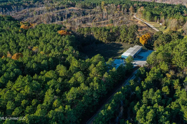 $529,000 | 2075 County Road 180, New Albany, MS 38652