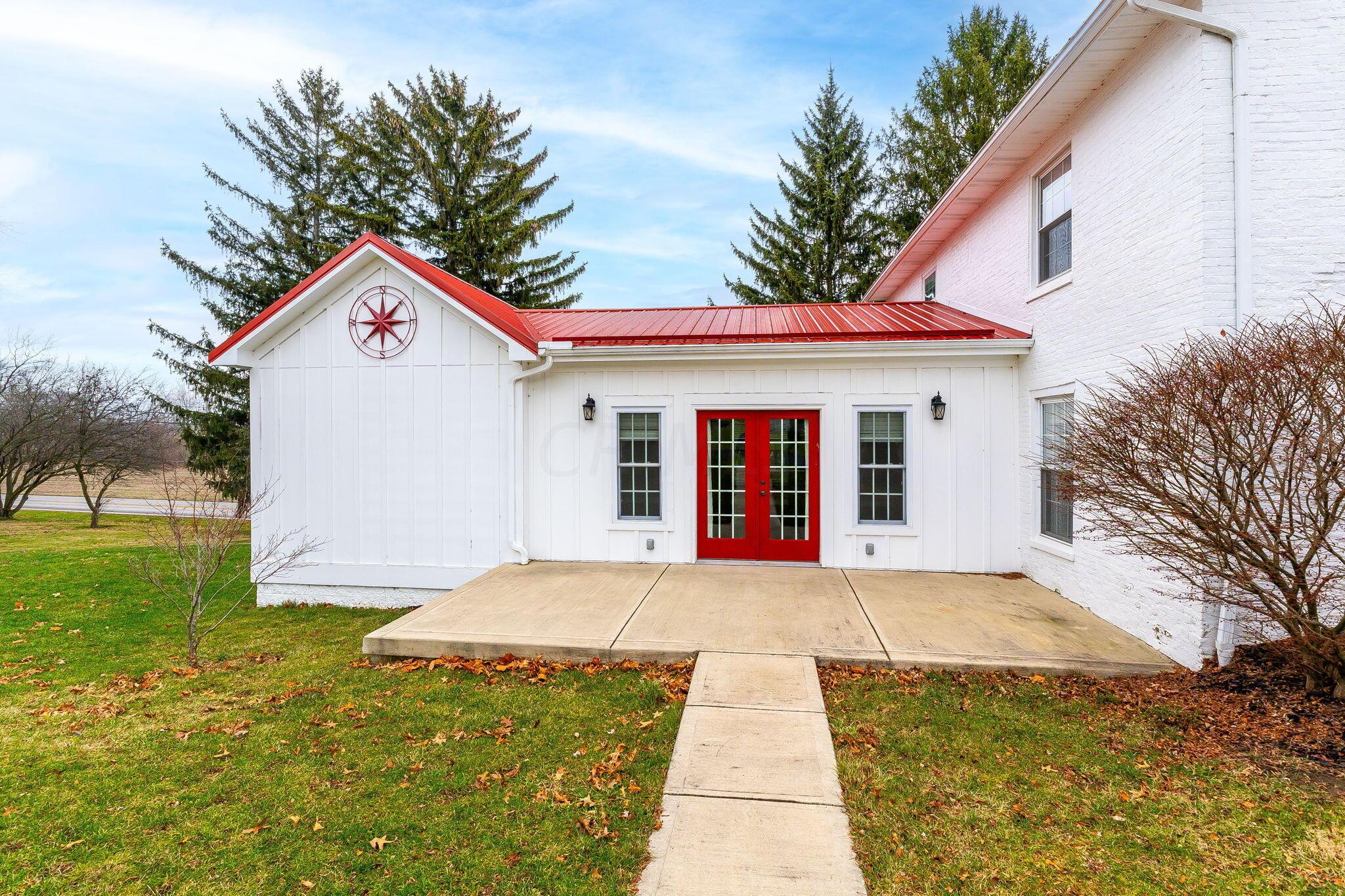 2569 State Rte 37 West Delaware, OH 43015 - Photo 21 of 50 Patio off Owner Suite