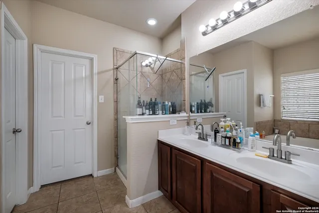 $2,600 | 213 Dove Run, Cibolo, TX 78108