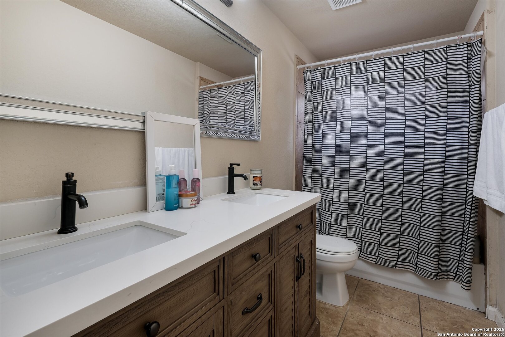 213 Dove Run Cibolo, TX 78108 - Photo 25 of 30