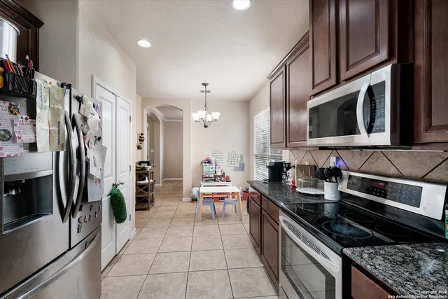 $2,600 | 213 Dove Run, Cibolo, TX 78108