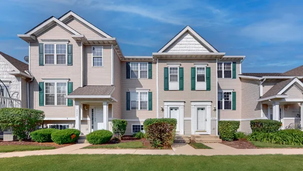 $249,999 | 3559 Woodside Court, Joliet, IL 60431
