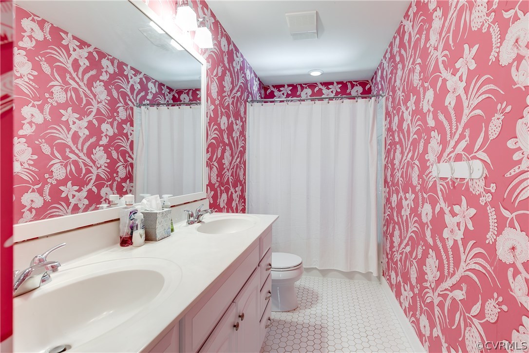12 Charnwood Road Henrico, VA 23229 - Photo 31 of 42 Gallery Image 31