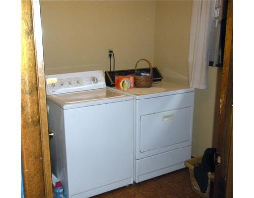 1155 O'Block Road Plum, PA 15239 - Photo 4 of 18 Other. FIRST FLOOR LAUNDRY WITH LAUNDRY TRAY AND LARGE CLOSET.