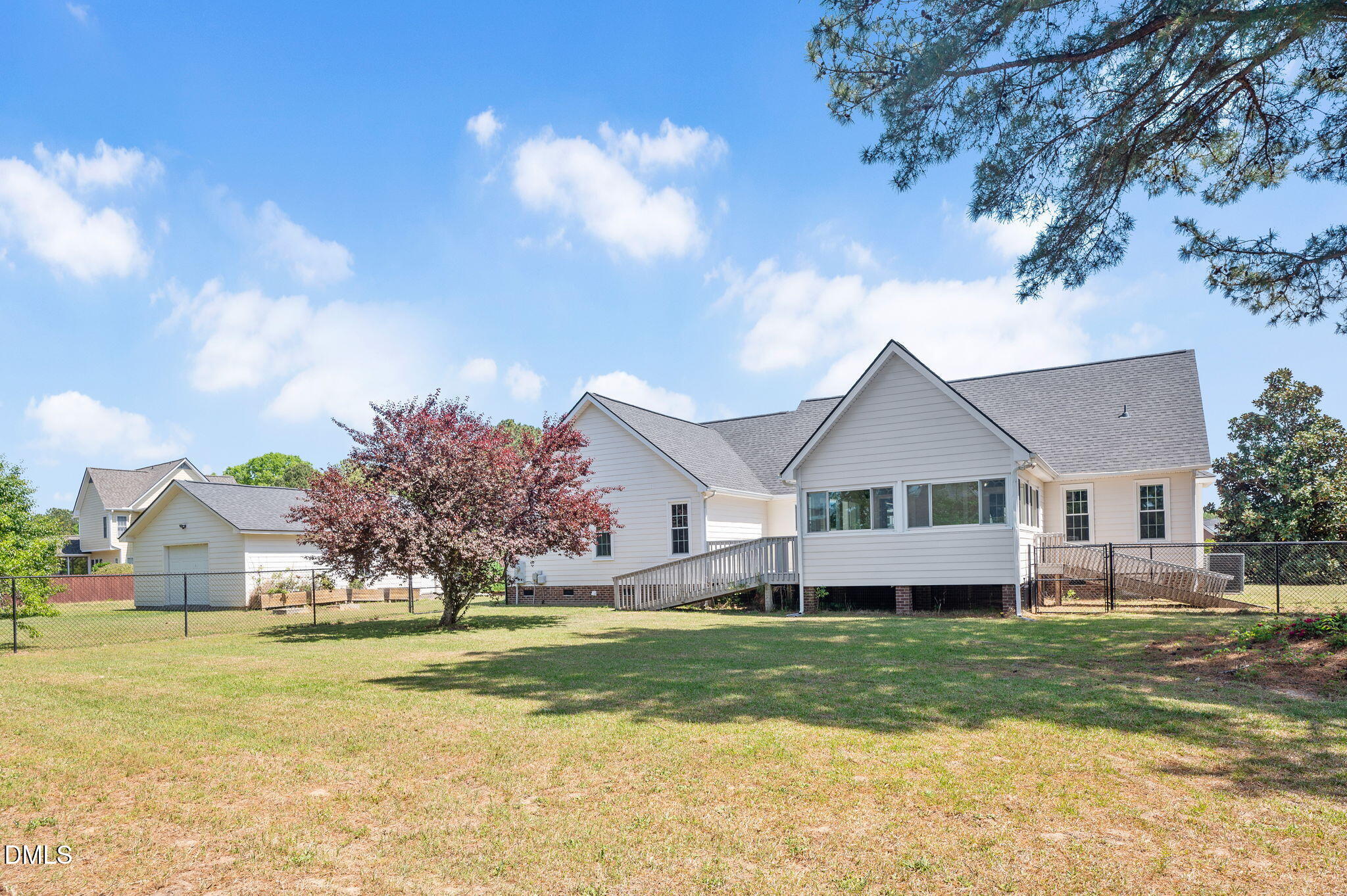 7012 Field Hill Road Raleigh, NC 27603 - Photo 7 of 37