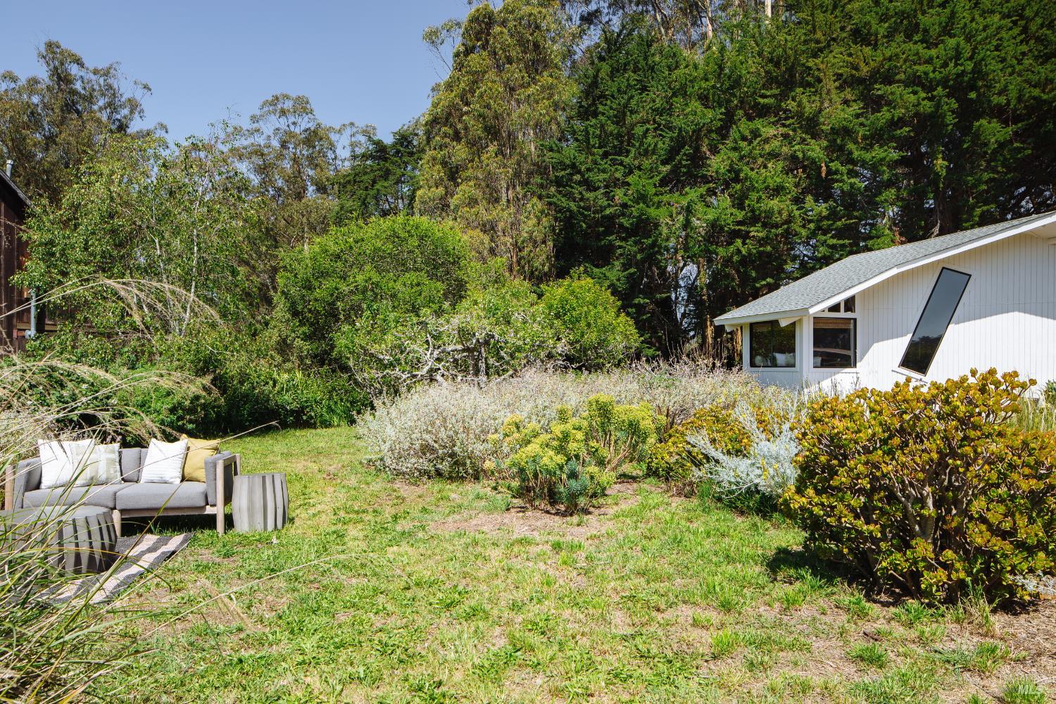 585 Evergreen Road Bolinas, CA 94924 - Photo 37 of 58