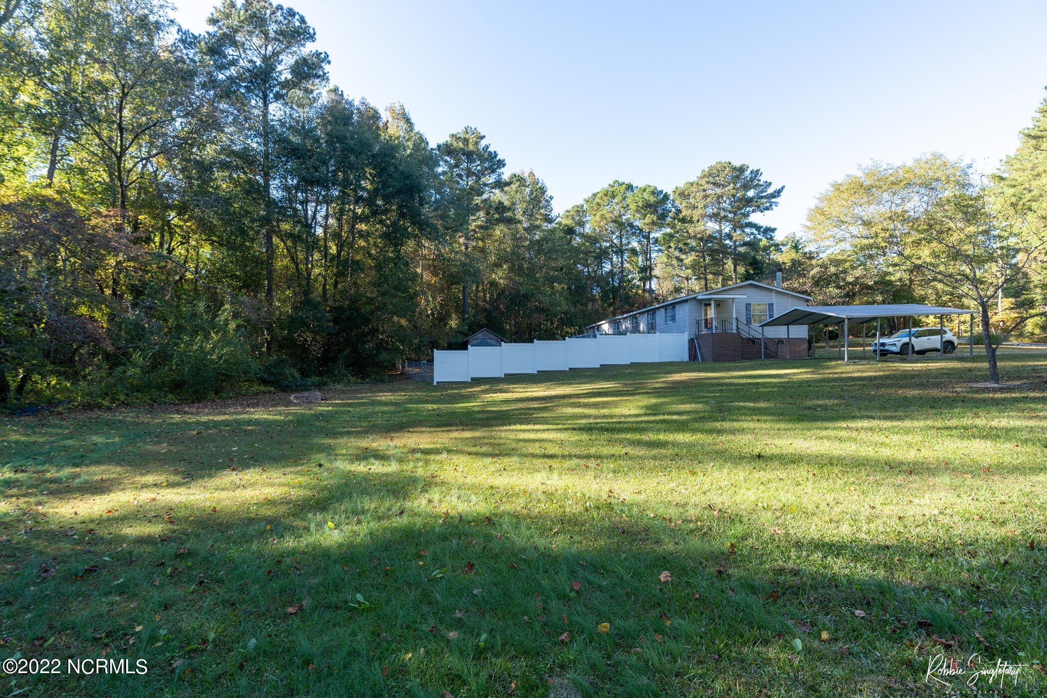 156 Shaffer Road Rockingham, NC 28379 - Photo 4 of 28 51A62572-C8BB-41B3-9843-D42256B815F5