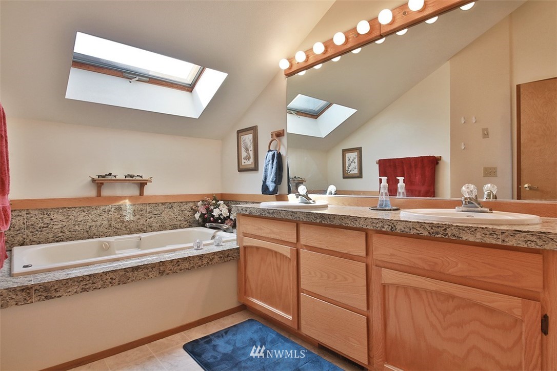 793 Power Road Coupeville, WA 98239 - Photo 16 of 25 Gallery Image 16