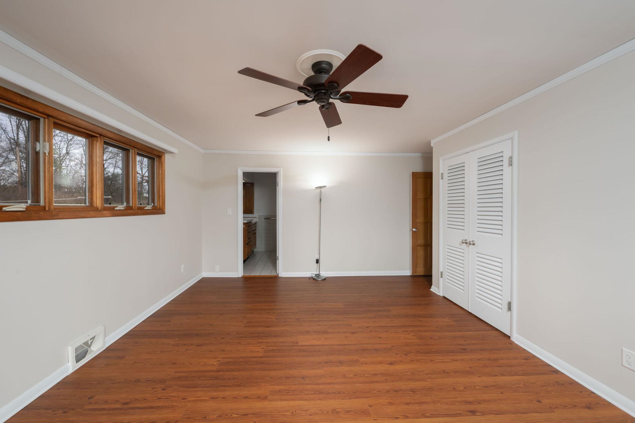 1538 South Hadley Road Fort Wayne, IN 46804 - Photo 10 of 29 Gallery Image 10