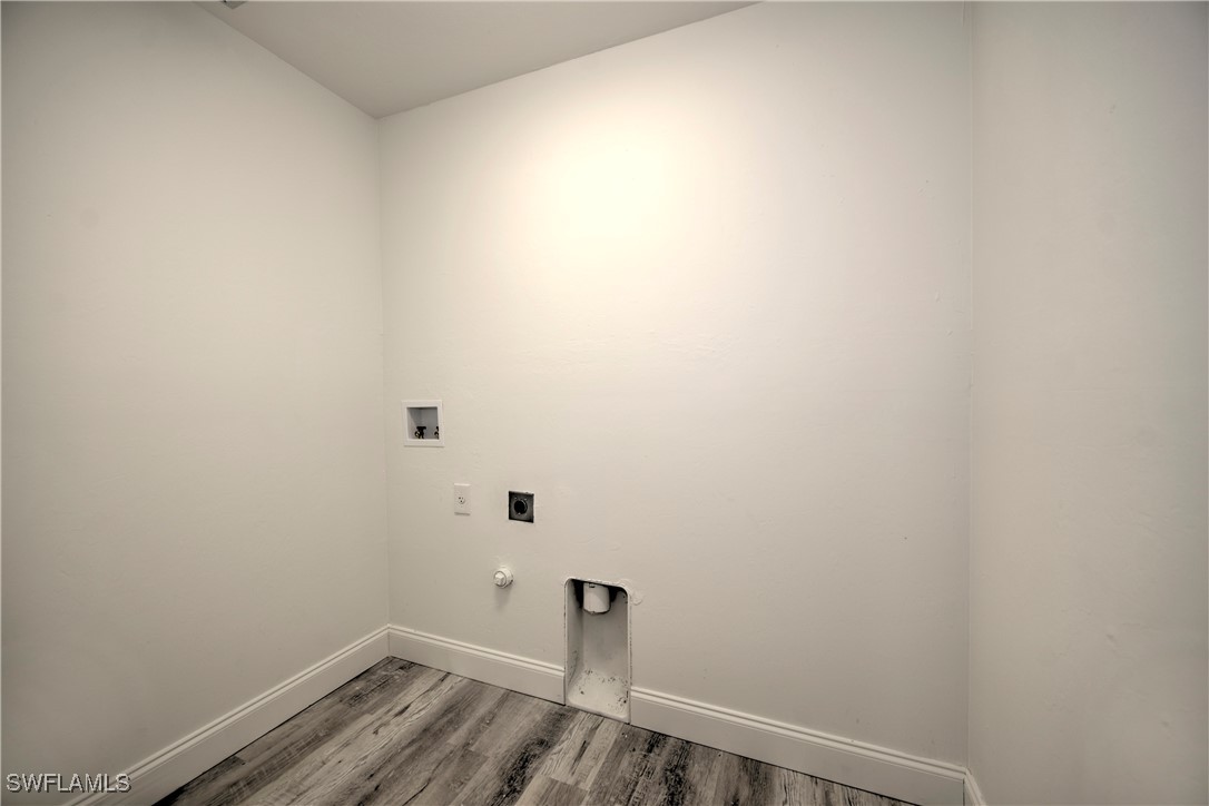2381 Webster Road Alva, FL 33920 - Photo 25 of 29 Gallery Image 25