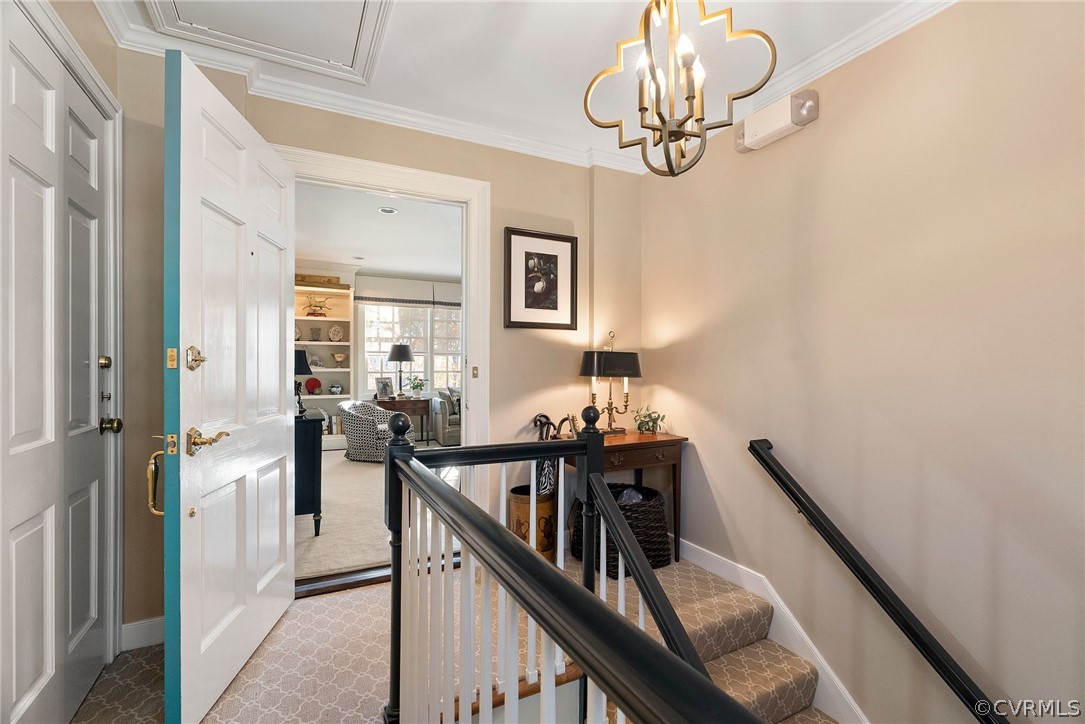 6161 River Road, Unit 27 Richmond, VA 23226 - Photo 20 of 26 a view of a livingroom from a hallway