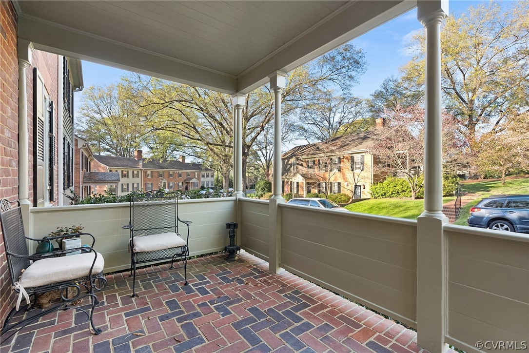 6161 River Road, Unit 27 Richmond, VA 23226 - Photo 22 of 26 a room with a large window and furniture