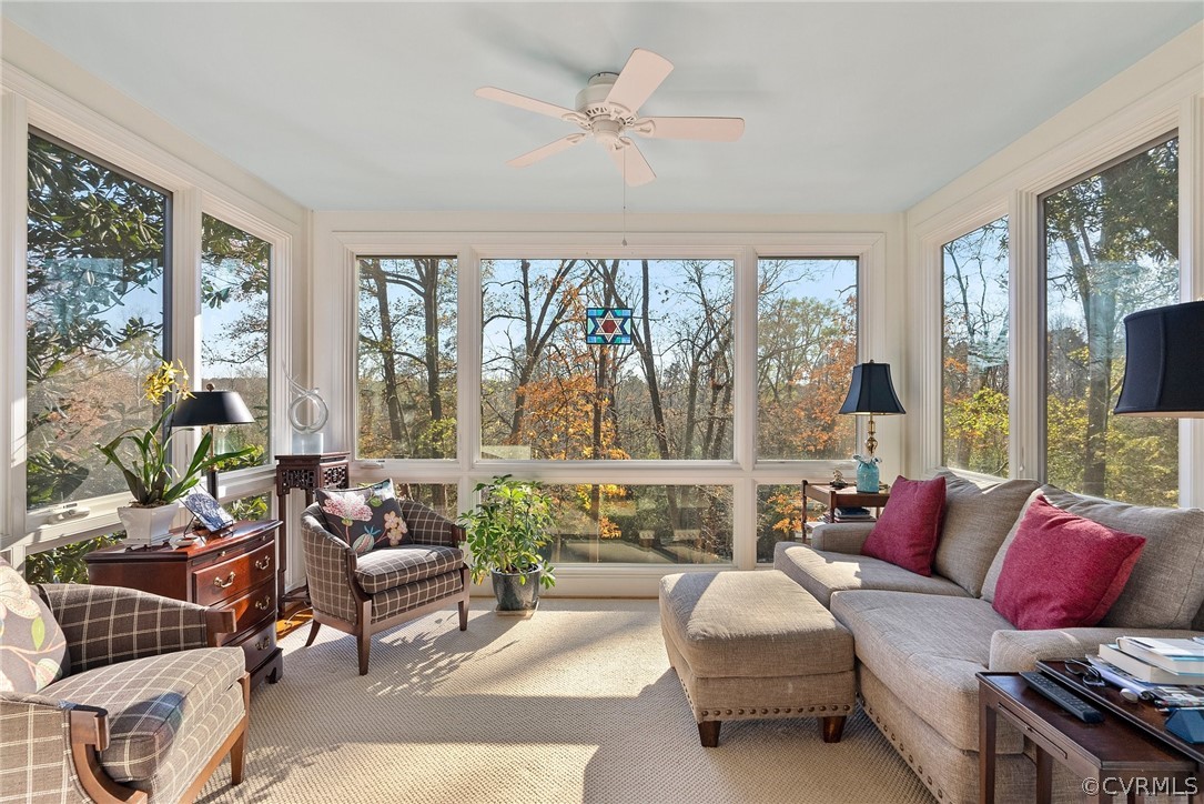 6161 River Road, Unit 27 Richmond, VA 23226 - Photo 10 of 26 a living room with furniture and a large window