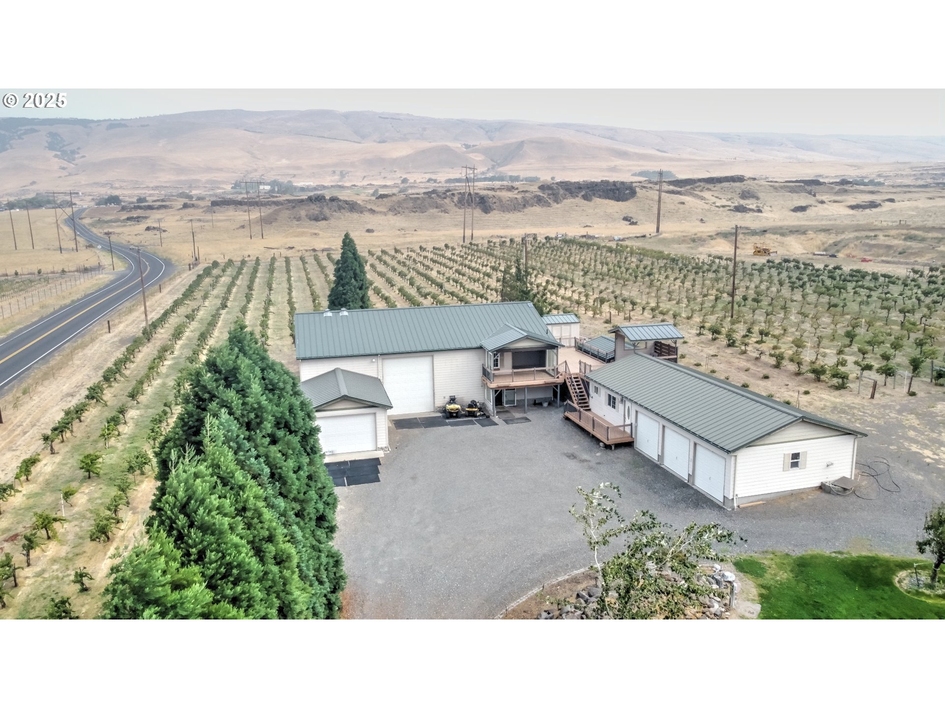 a view of a terrace with a garden