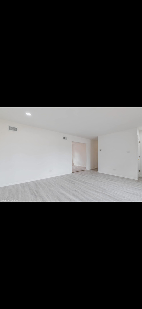 30 Birchwood Road Northbrook, IL 60062 - Photo 6 of 12