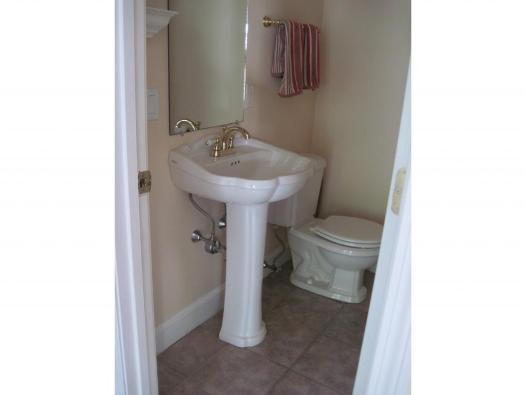 249 Wallis Road Rye, NH 03870 - Photo 20 of 27