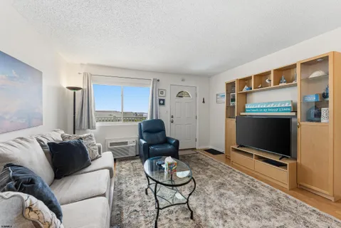 $424,900 | 1008 Wesley Avenue, Unit 411, Ocean City, NJ 08226