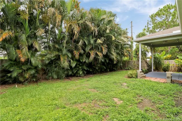 $450,000 | 4735 Southeast Winter Haven Court, Stuart, FL 34997