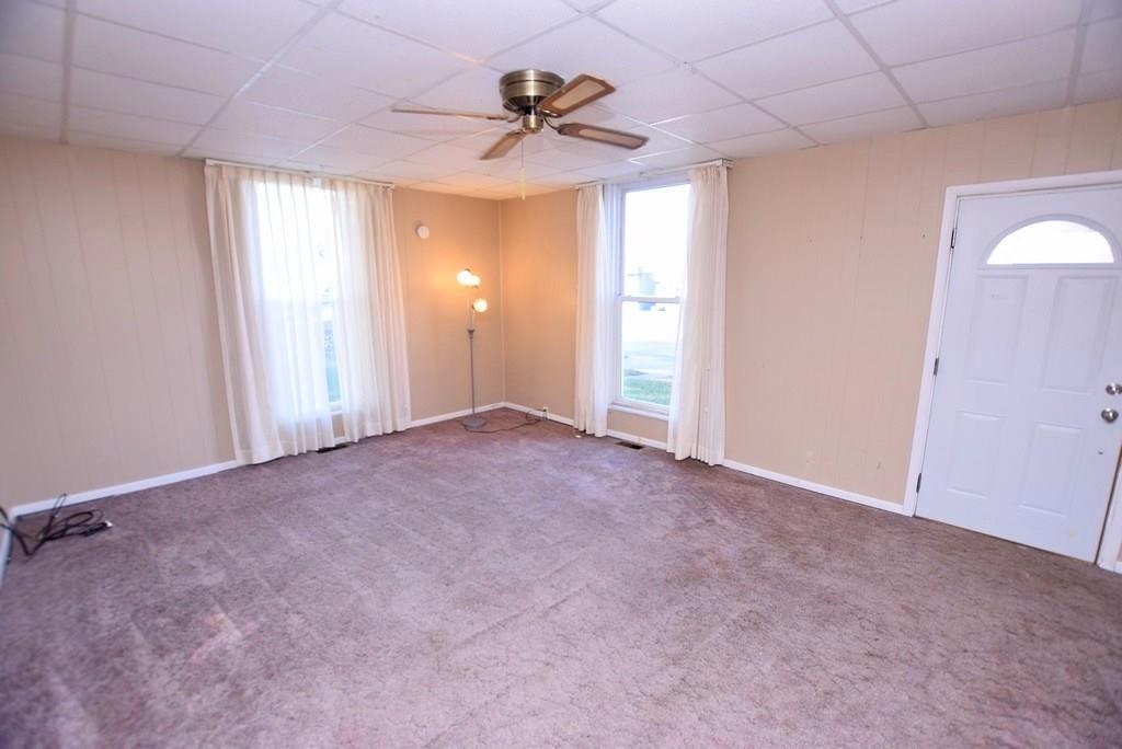 112 East High Street Pendleton, IN 46064 - Photo 4 of 22