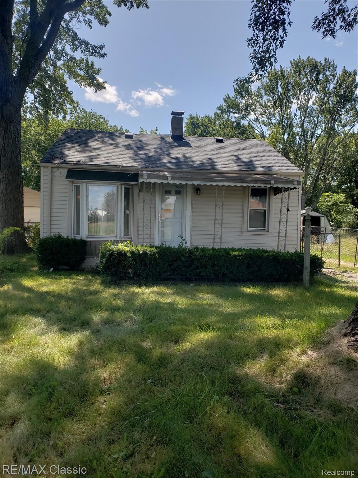 29731 Ecorse Road Romulus, MI 48174 - Photo 1 of 11 20190828_130343.jpg