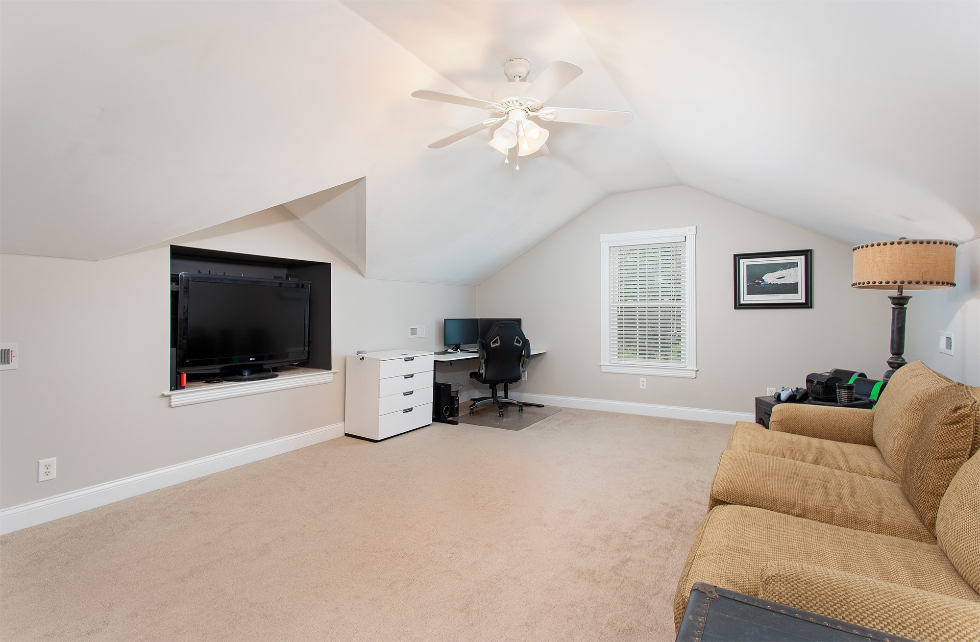182 West Harper Road Portland, TN 37148 - Photo 21 of 29 a living room with furniture and a flat screen tv