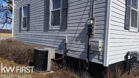 9088 Corunna Road Flint, MI 48532 - Photo 9 of 9 20444626-8.JPG