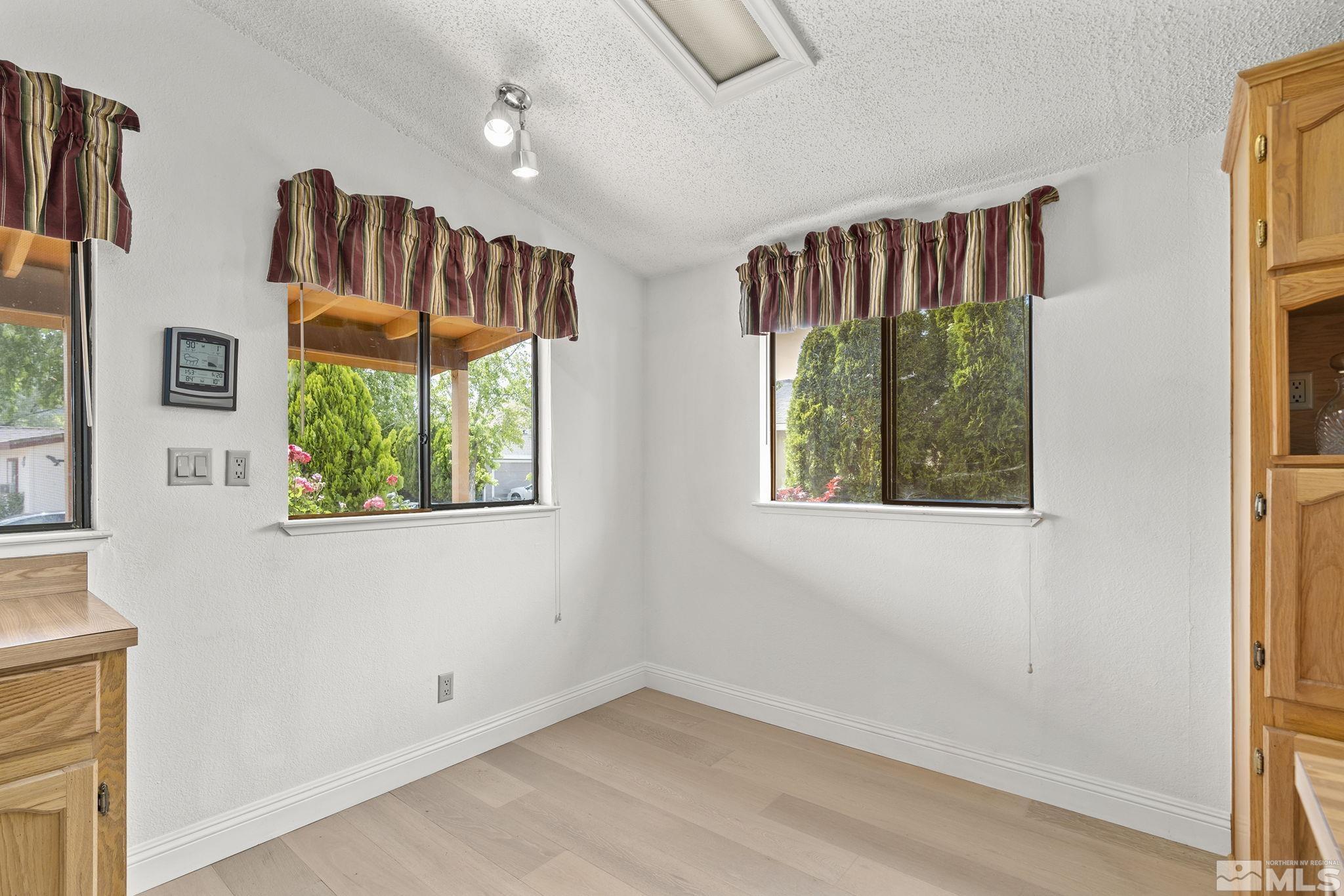 237 Rue De Lane Sparks, NV 89434 - Photo 15 of 39 Photo 15