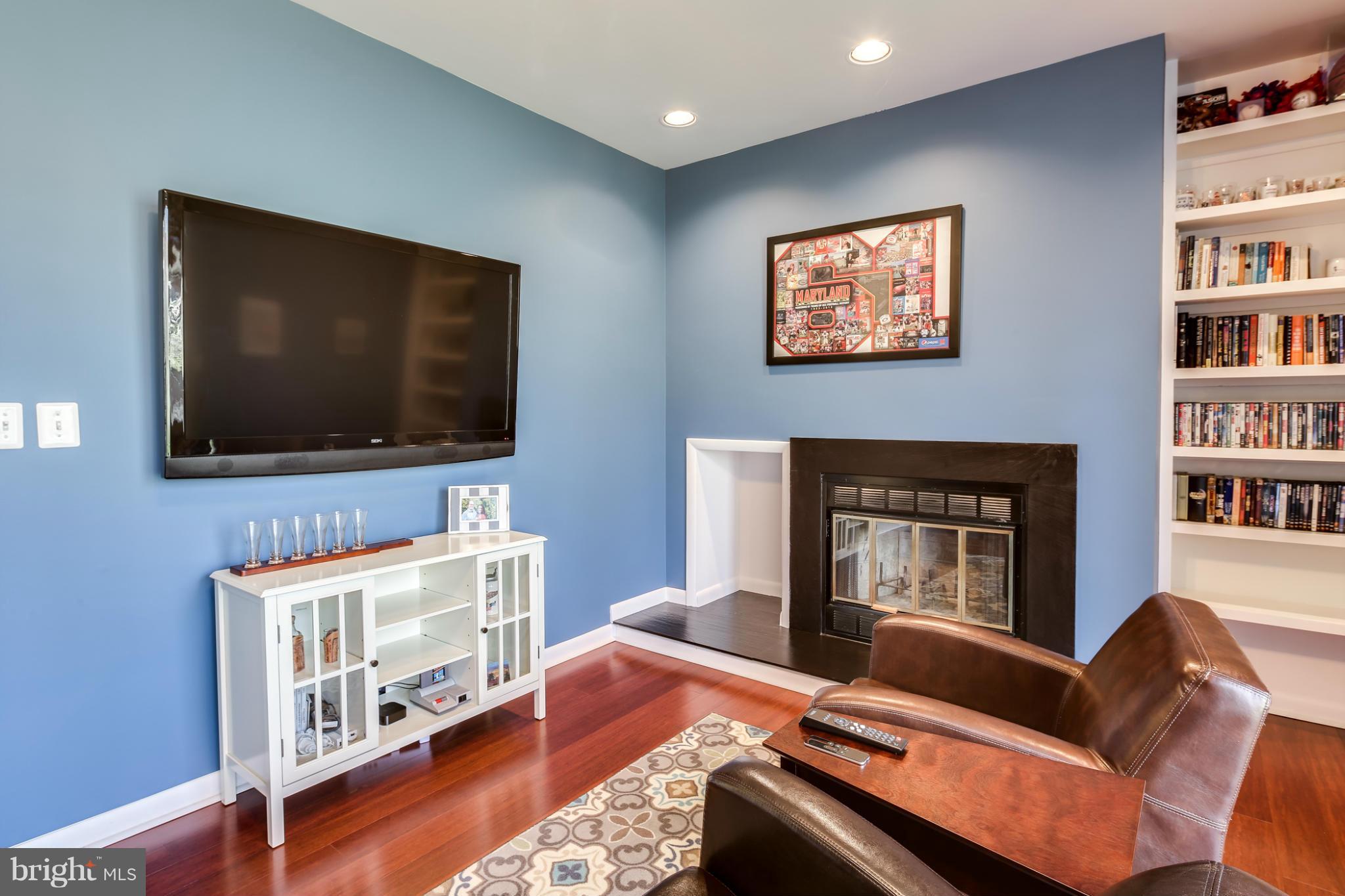 5556 Vantage Point Road Columbia, MD 21044 - Photo 3 of 30 Family Room