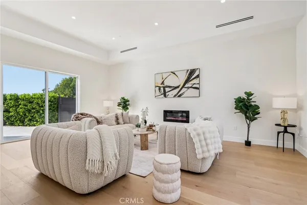 $3,895,000 | 10511 Mary Bell Avenue, Shadow Hills, CA 91040