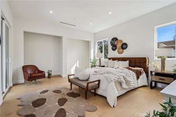 $3,895,000 | 10511 Mary Bell Avenue, Shadow Hills, CA 91040