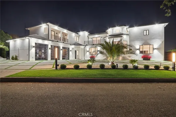 $3,895,000 | 10511 Mary Bell Avenue, Shadow Hills, CA 91040