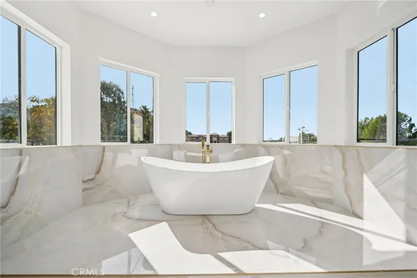 $3,895,000 | 10511 Mary Bell Avenue, Shadow Hills, CA 91040