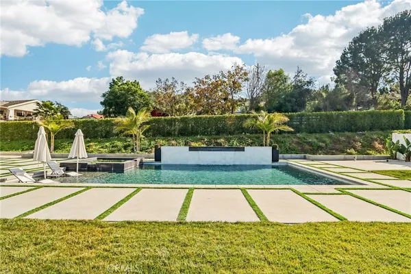 $3,895,000 | 10511 Mary Bell Avenue, Shadow Hills, CA 91040