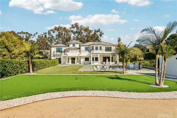 $3,895,000 | 10511 Mary Bell Avenue, Shadow Hills, CA 91040